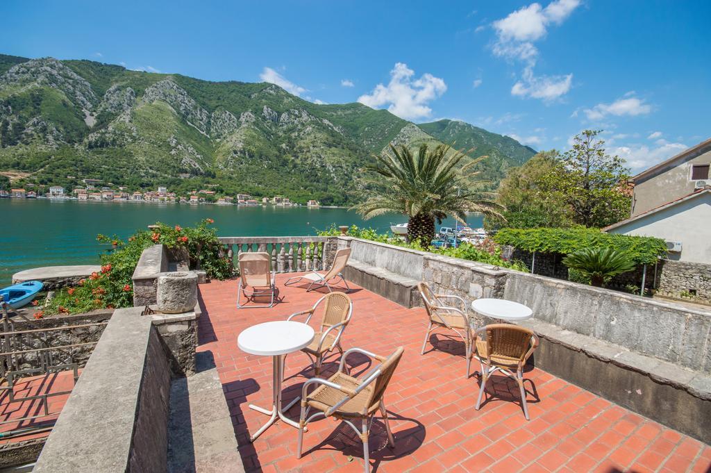 Apartments Radimir Kotor Exterior photo